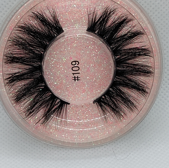 Faux mink lashes - Picture 4 of 4